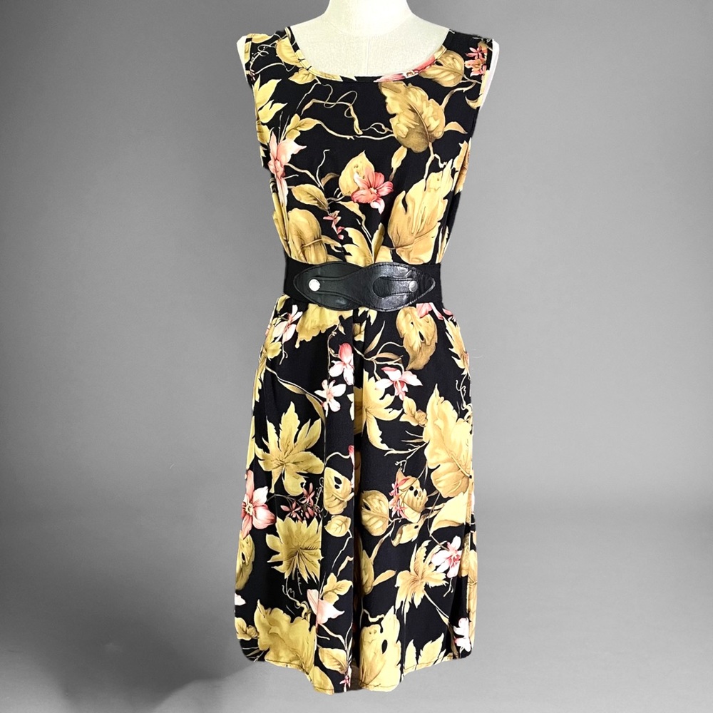 Vtg 90’s Floral A-line Mini Dress